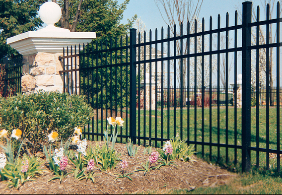 2.1m High Security Q195 Pipe Wrought Iron Steel Fence Panels And Posts