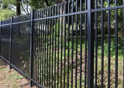 CE 2 Rails 7ft High Steel Tubular Fencing With Powder Coated