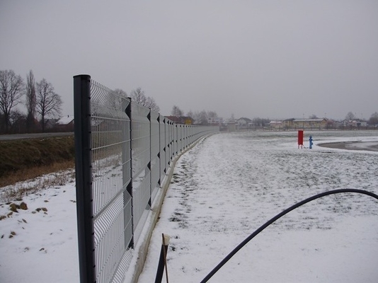 Triangle Bend 8 Ft Tall Fence Panels , 2m Wide Steel Wire Mesh Panels