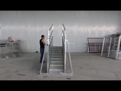 Rampa de carga ajustável do gado com guincho